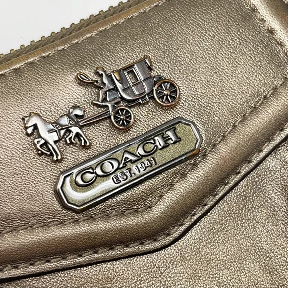 Coach Madison Accordion Zip Clutch Wallet Metallic Leather Card Organizer Large - Picture 3 of 14